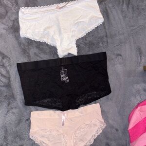 Victorias Secret Panty Bundle NWT Size M